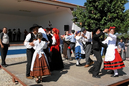 GRUPO FOLCLORICO DA CASA DO POVO DE CREIXOMIL – GUIMARÃES (JOSÉ BATISTA