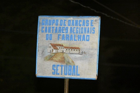 GRUPO DE DANÇAS E CANTARES  FARALHÃO- SETUBAL (FERNANDO CASTANHO)