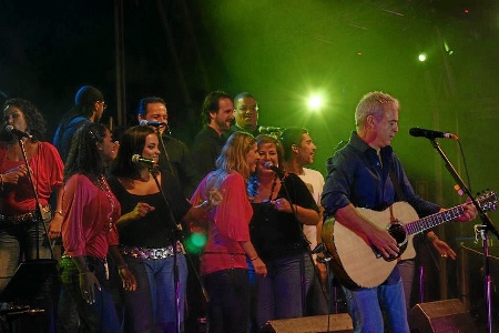 29-08-08 – JOÃO GIL COM SARA TAVARES E SHOUT  (FERNANDO BATISTA)