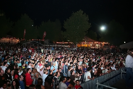 27-08-09PUBLICO(FERNANDO CASTANHO)