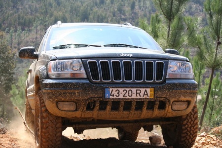 JEEP(FERNANDO CASTANHO ALFREDO MARGARIDO E PAULO PAULINO)