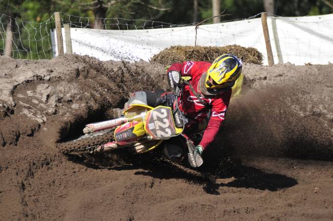 MOTOCROSS – MARINHA DAS ONDAS 2010 – ELITE E JUNIORES