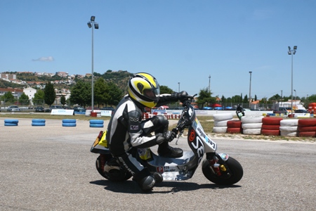 VESPAS – RESISTENCIA 24 HORAS ABRANTES 2010
