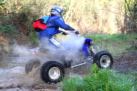 MOTOS E QUADS(PAULO PAULINO FERNANDO CASTANHO E ALFREDO MARGARIDO)