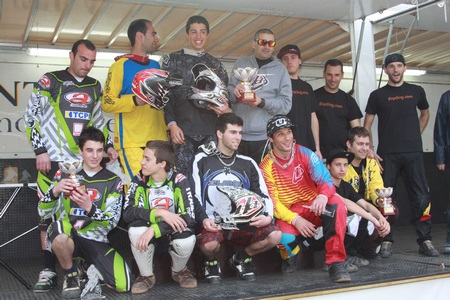 ENTRGA DE PREMIOS(EUCLIDES DELGADO)