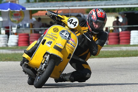 VESPAS – 24 HORAS ABRANTES 2011
