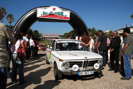39 – (F.CASTANHO A.MARGARIDO B.ALVES)