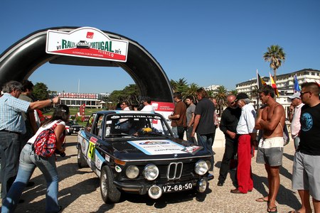 43 – (F.CASTANHO A.MARGARIDO B.ALVES)
