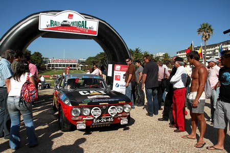 44 – (F.CASTANHO A.MARGARIDO B.ALVES)