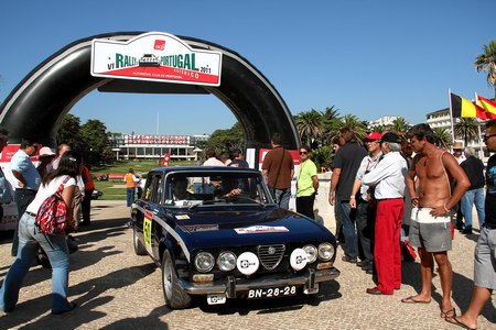 50 – (F.CASTANHO A.MARGARIDO B.ALVES)