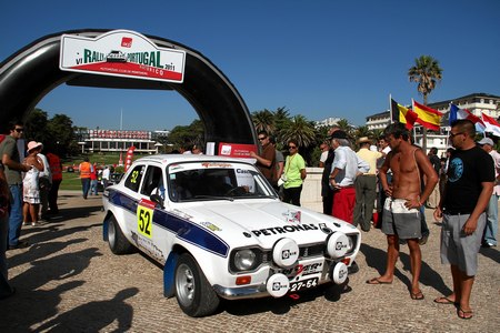 52 – (F.CASTANHO A.MARGARIDO B.ALVES)