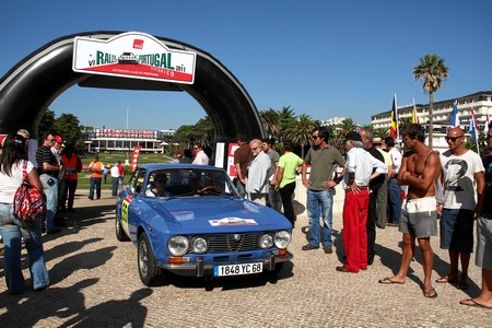 55 – (F.CASTANHO A.MARGARIDO B.ALVES)