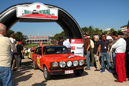 63 – (F.CASTANHO A.MARGARIDO B.ALVES)