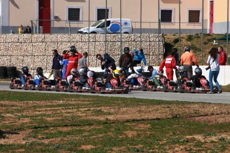 KARTING – 15º CAMPEONATO E 9º TROFÉU NACIONAL KART 2012 – 1ª PROVA – CARREGADO