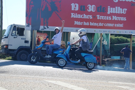 BENÇÃO DO GADO – RIACHOS 2012 – PASSEIO VESPAS