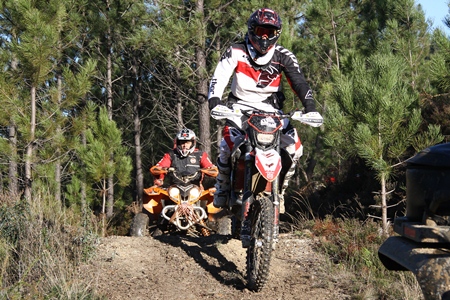 MOTOS – PONTO 2 387 FOTOS (FOTOGRAFO – JOSÉ BAPTISTA)