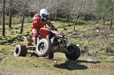 MOTOS E QUADSPONTO 2 FOTOGRAFO – ALFREDO MARGARIDO)