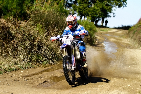 MOTOS3 PONTOS (FOTOGRAFO – ROGERIO LENTE)