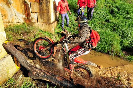 MOTOS 2 PONTOS (FOTOGRAFO – ALFREDO MARGARIDO)