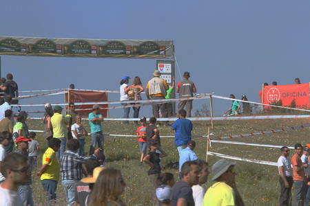 ORGANIZAÇÃO E PUBLICO (FOTOGRAFO – JOSÉ BAPTISTA e ALFREDO MARAGRIDO)