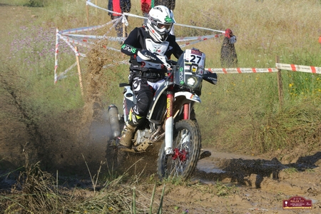 MOTO PONTO 3897 FOTOS(FOTOGRAFO - FERNANDO CASTANHO)