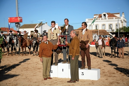 DOMINGO -  12-11-06 - DISTRIBUIÇÃO DE PREMIOS DO CAMPEONATO NNACIONAL DE EQUITAÇÃO DE TRABALHO -VELO