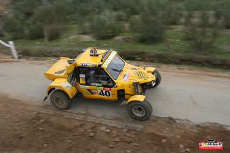 N 40 –