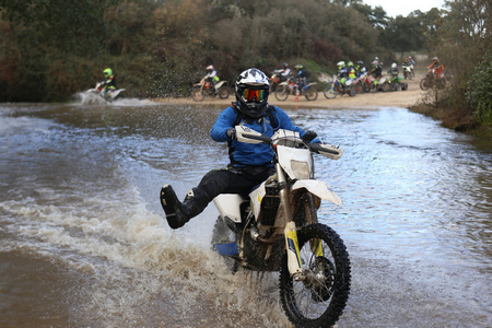 MOTOS PONTO 3(FOTOGRAFO - JOAO VIEIRA)