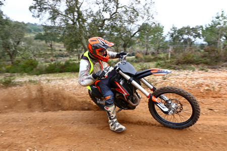 PONTO 1 MOTOS176 FOTOS(FOTOGRAFO – FERNANDO CASTANHO)