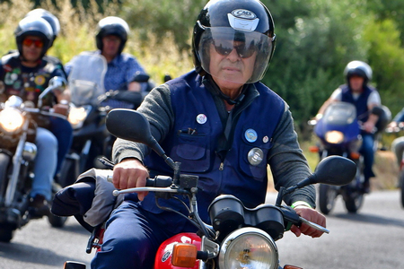 PASSEIO MOTOS E MOTORIZADAS CLASSICAS  ENCHARC A  VELA 2023