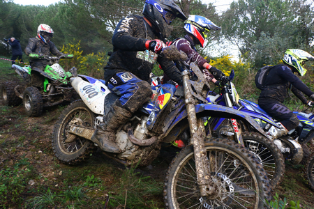 PONTO 2MOTOS E QUADS 159 FOTOS(FOTOGRAFO - FERNANDO CASTANHO)