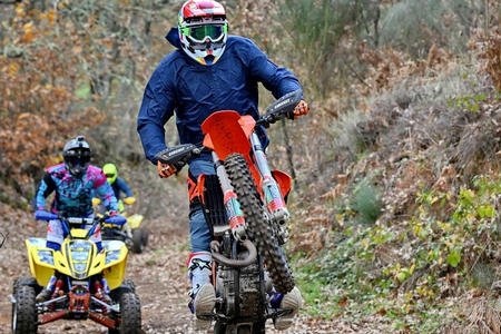 PONTO 2 MOTOS107 FOTOS(FOTOGRAFO – ALFREDO MARGARIDO)