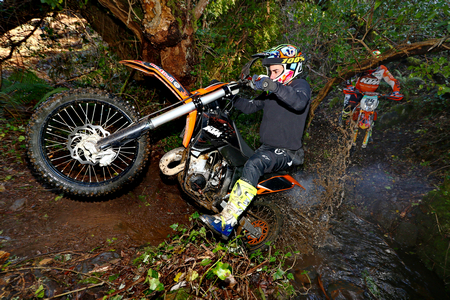 PONTO 1 MOTOS E QUADS 80 FOTOS(FOTOGRAFO – FERNANDO CASTANHO)