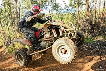 PONTO 2 QUADS48 FOTOS(FOTOGRAFO – ALFREDO MARGARIDO)