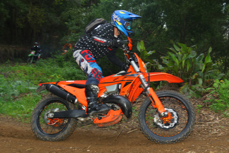 PONTO 1 MOTOS E QUADS 200 FOTOS(FOTOGRAFO – FERNANDO CASTANHO)