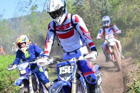 PONTO 2 MOTOS93 FOTOS(FOTOGRAFO – ALFREDO MARGARIDO)