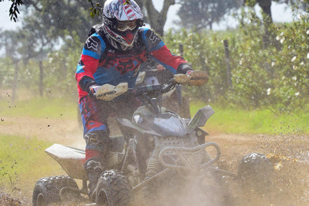 PONTO 1 MOTOS E QUADS 138 FOTOS(FOTOGRAFO – ALFREDO MARGARIDO)