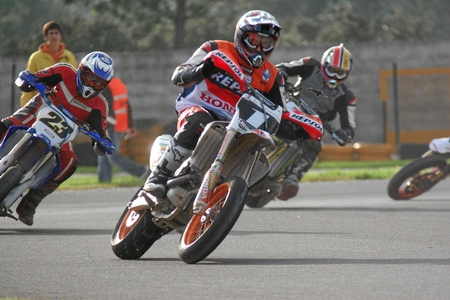 SUPERMOTO