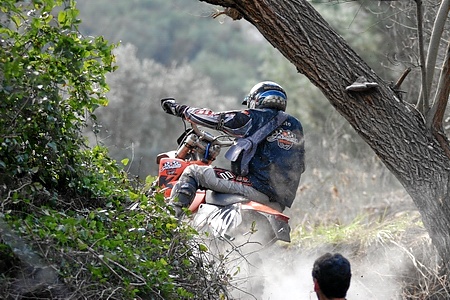 MOTOS