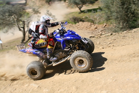MOTO 4 (VITOR)