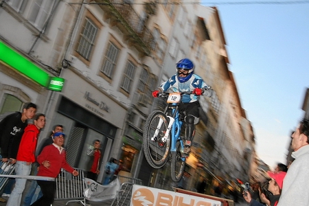 PROVA (VITOR RODRIGUES)