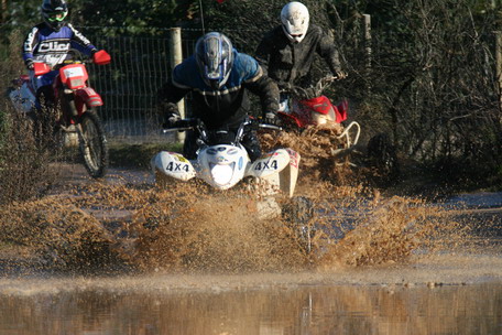 MOTO 4 E MOTAS