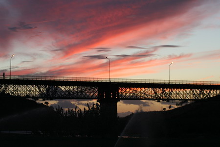 POR E NASCER DO SOL