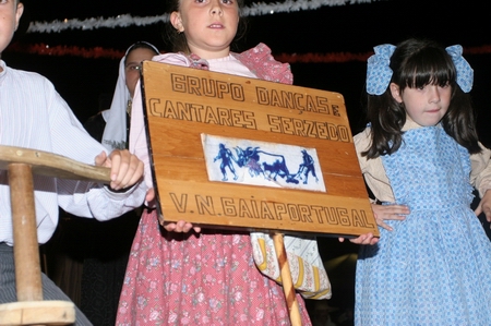 GRUPO DE DANÇA E CANTARES DE SERZEDO – V.N. GAIA